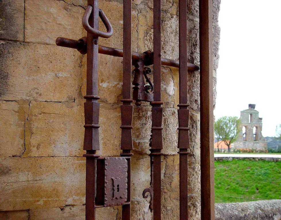 Topas Posada Real Castillo Del Buen Amor מראה חיצוני תמונה