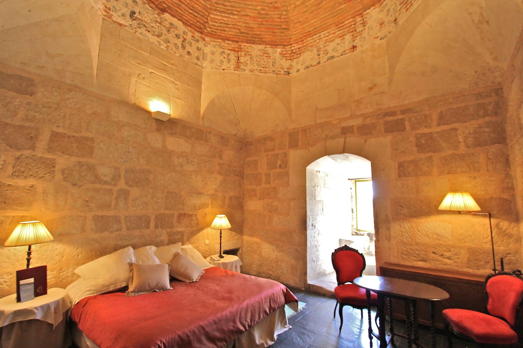 Topas Posada Real Castillo Del Buen Amor מראה חיצוני תמונה