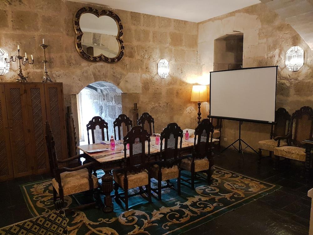 Topas Posada Real Castillo Del Buen Amor מראה חיצוני תמונה